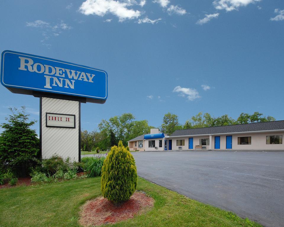 Rodeway Inn Dillsburg Екстериор снимка