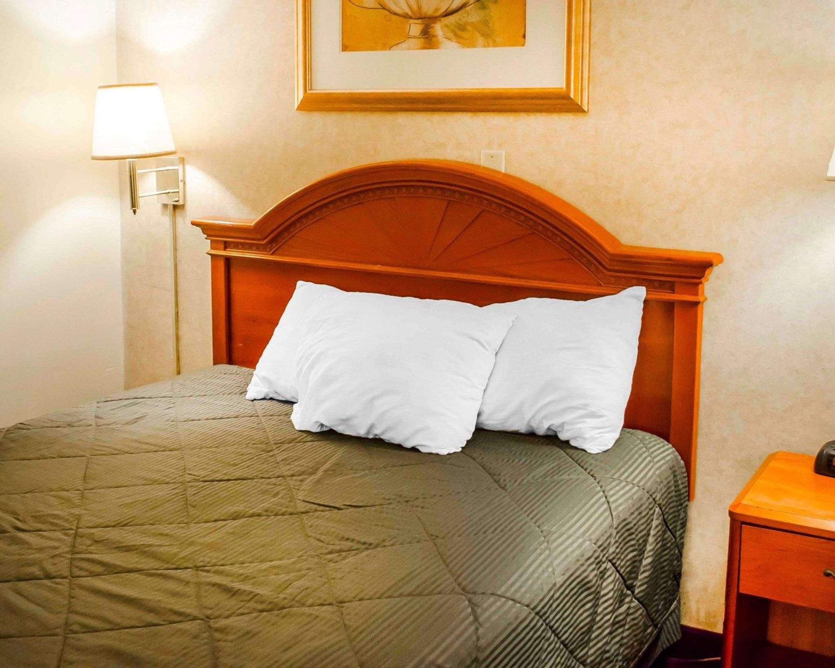 Rodeway Inn Dillsburg Екстериор снимка