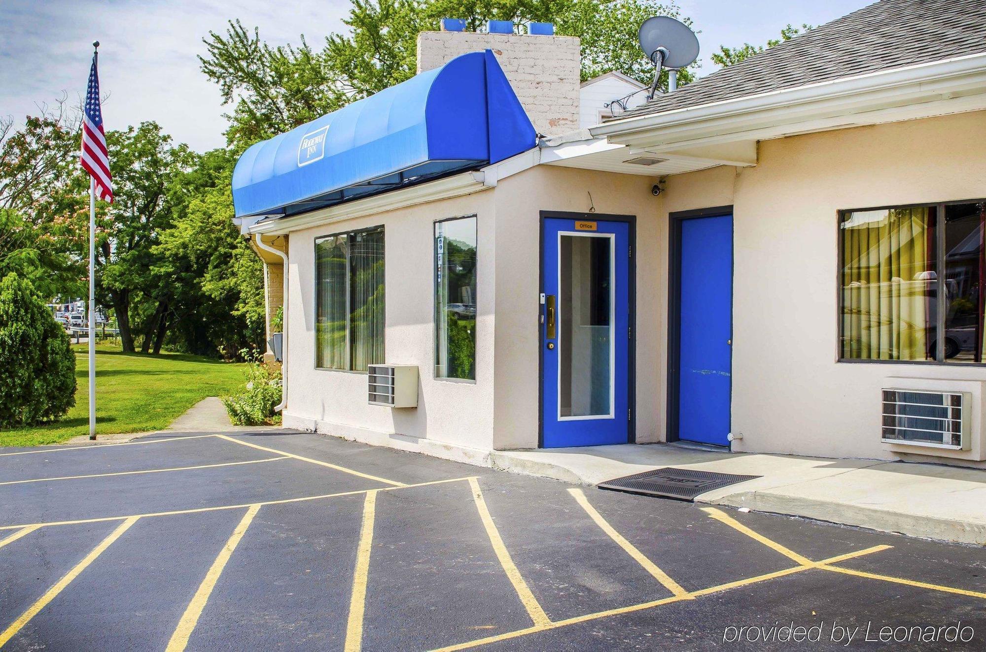 Rodeway Inn Dillsburg Екстериор снимка