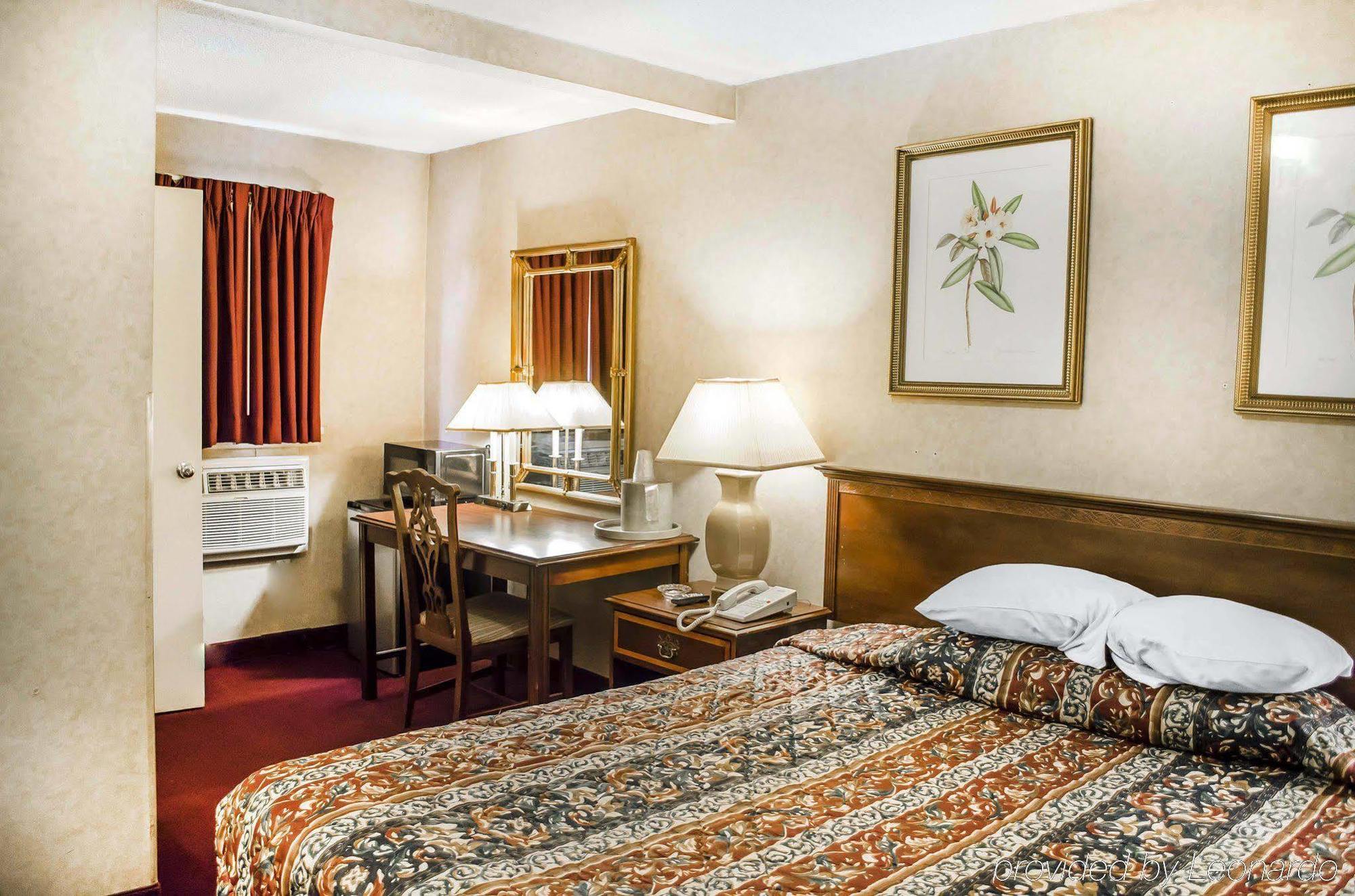 Rodeway Inn Dillsburg Екстериор снимка