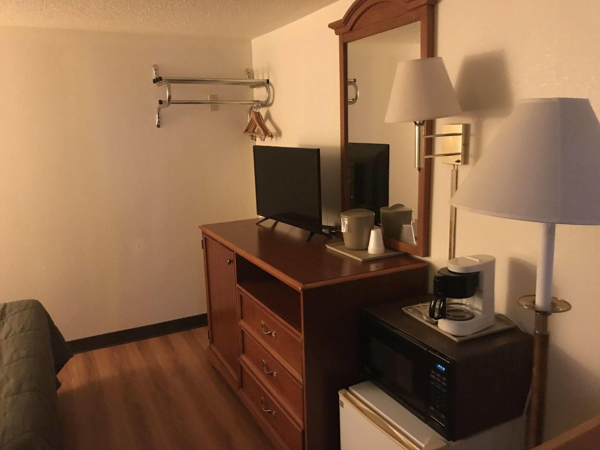 Rodeway Inn Dillsburg Екстериор снимка